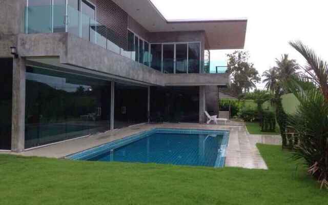 Keaw Kan Pool Villa