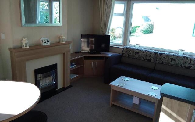 A11 Hendre Coed Isaf static caravan