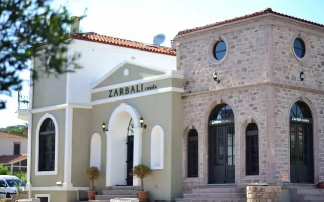 Zarbali Cunda