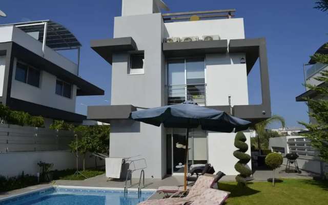 Fleur De Mer Villa in Hi-Tech Style