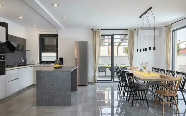 Spacious Villa in Pula Istria With Swimming Pool