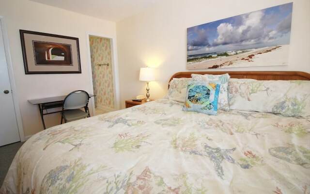 Windrift 410w 2 Bedroom Condo by RedAwning