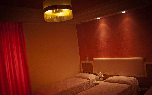 Aer Hotel Phelipe