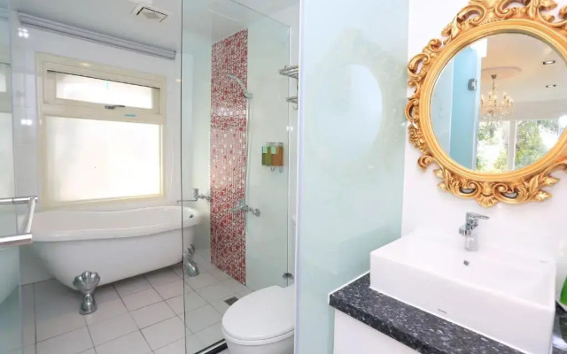 An Ti Li Ya Homestay