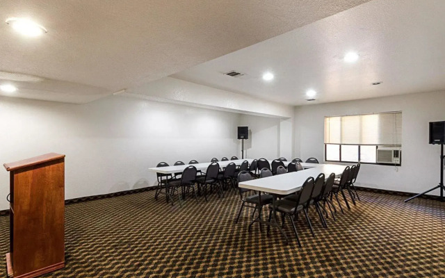 SureStay Plus Hotel by Best Western San Antonio North
