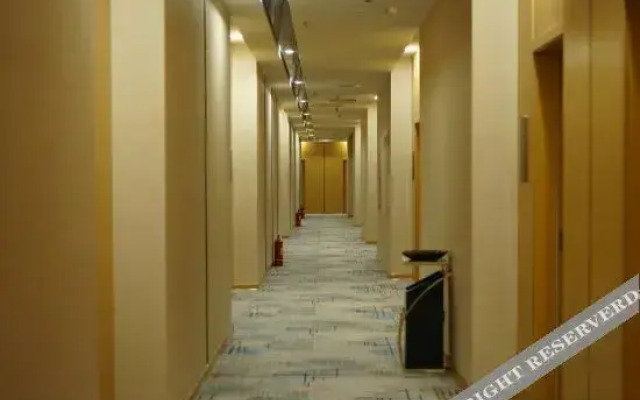 Yifeng Hotel