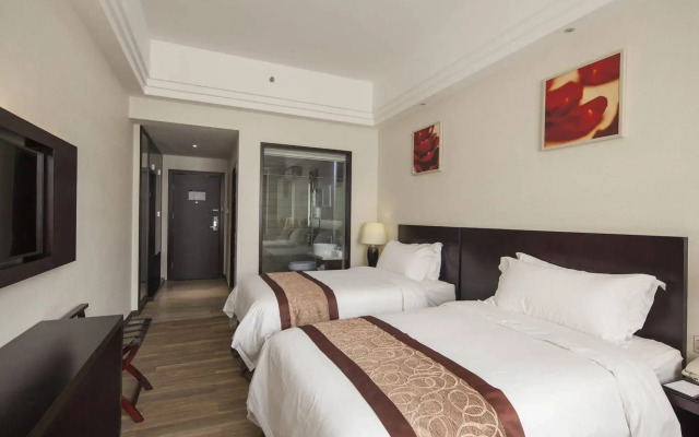 Zhuhai Aqueen Hotel