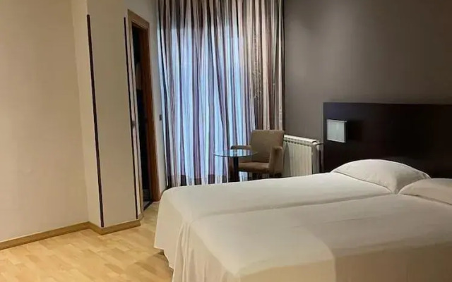 Spacious Farmhouse In El Bruc With Swimming Pool