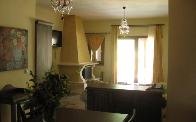 Akritas Ef Zin Villas & Suites