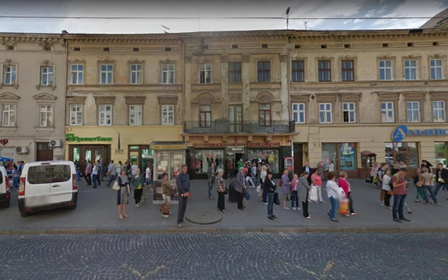 Opera House Apartment 3