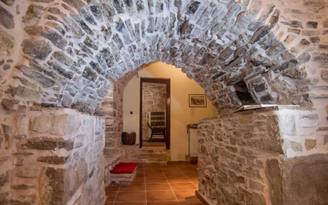 Vouno Village Apartments