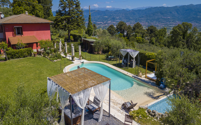 Casa Punta Bianca