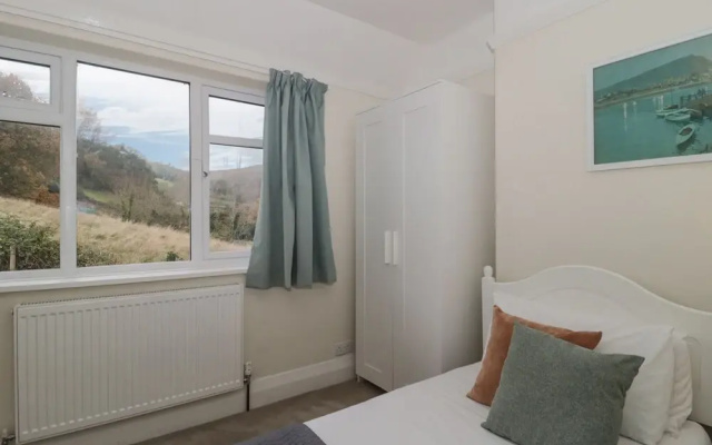2 Moorlands