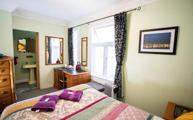 Richmond Guest House Bed & Breakfast