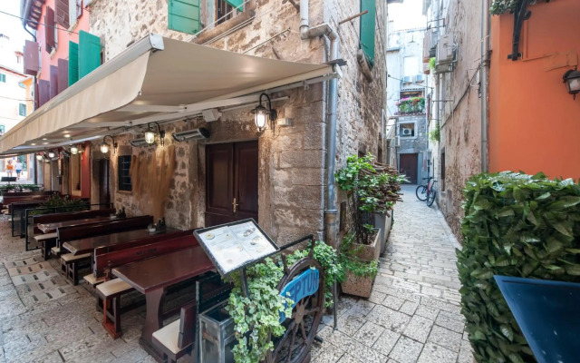 DC II Downtown apartment