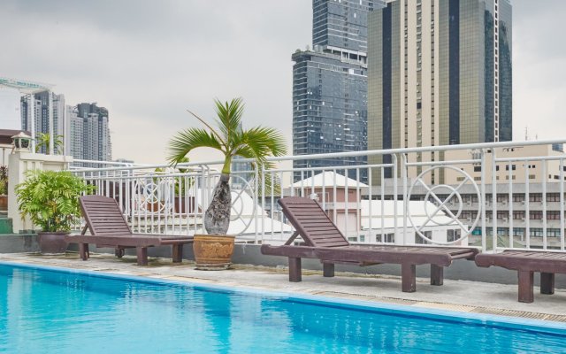 Sathorn Saint View Serviced Apartment