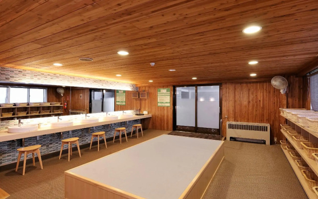 Shiga Park Hotel