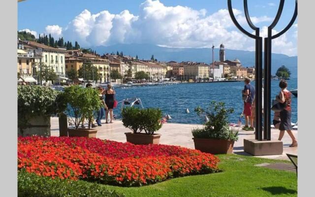 Daisy House: nice attic in the historical center