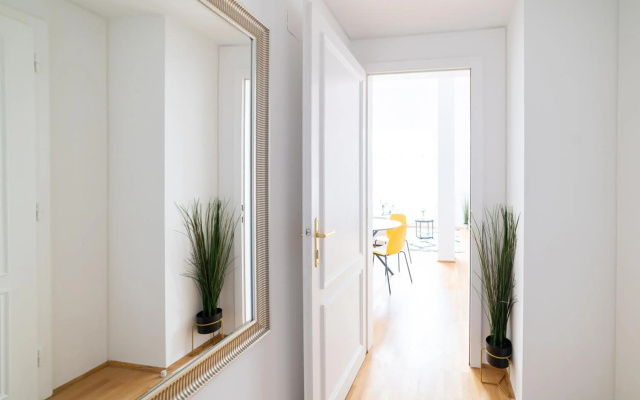 Beautiful apartment in Vienna's Heart 15