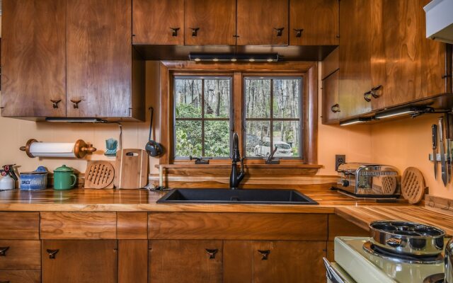 Arbutus Trail 3 Bedroom House