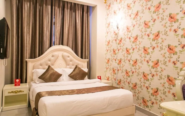 OYO 166 Hotel De Art 2