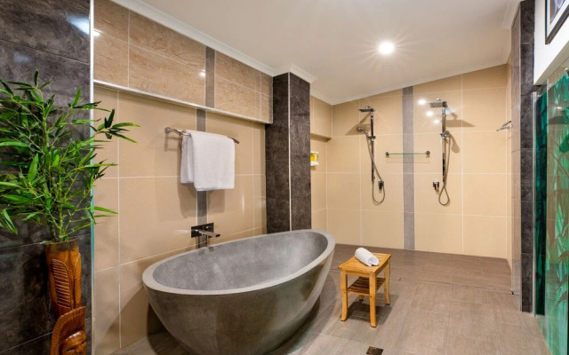 The Penthouse Port Douglas