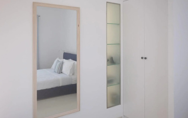 Luxury 1 Bedroom Apartment 3A