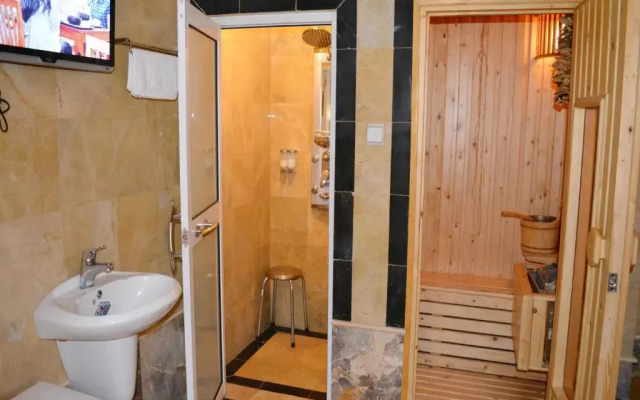 A25 Luxury Hotel