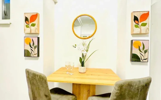 Luxury 7 Bedroom Apartment Sleeps 16