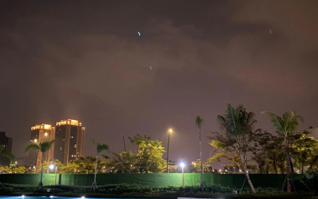 Skystory.inn warm and cozy studio @Skyhouse BSD