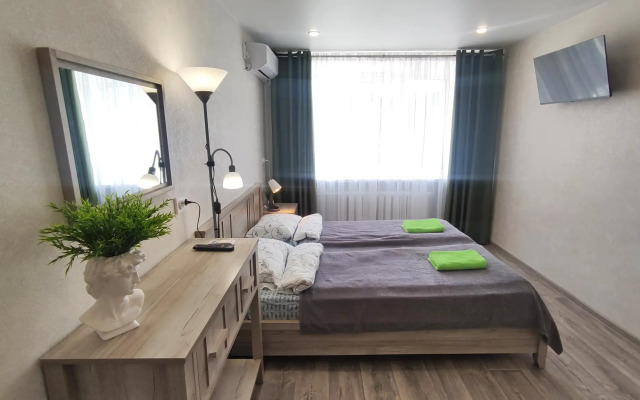 Kazanhost (КазаньХост) Зелёный на улице Нурсултана Назарбаева