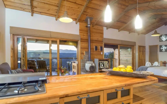 Cliffhanger Cottages