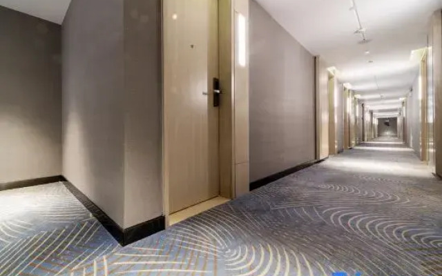 Yishang Hotel (Yangjiang Baili Plaza Donghuicheng)