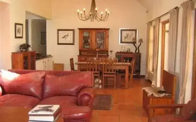 14 Peter Rd Guesthouse