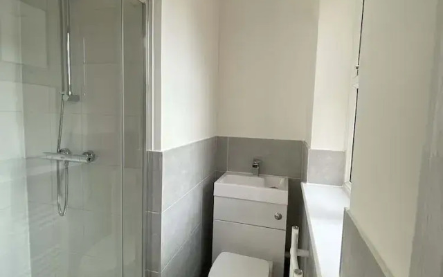 Cosy 3BD Guesthouse. Private Bathrooms