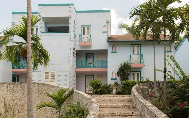 Point Village Studios and Suites