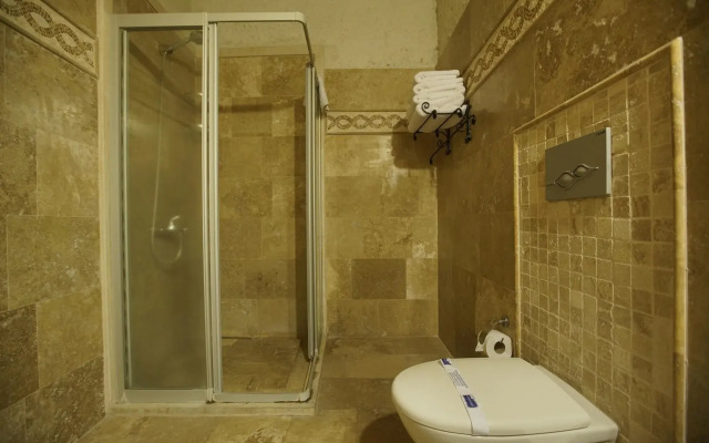 Chelebi Cave House
