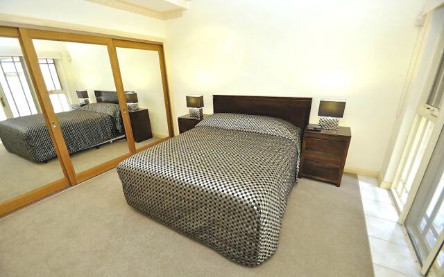 Kingsford 12 Shaw Furnished Apartment