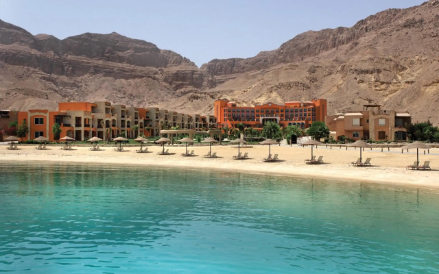 Mövenpick Resort El Sokhna