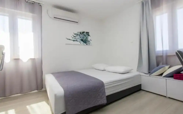 Beti Comfort - 300m From Beach - A1