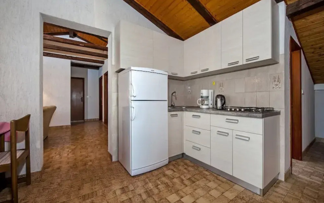 Apartment Mirela with Sea view