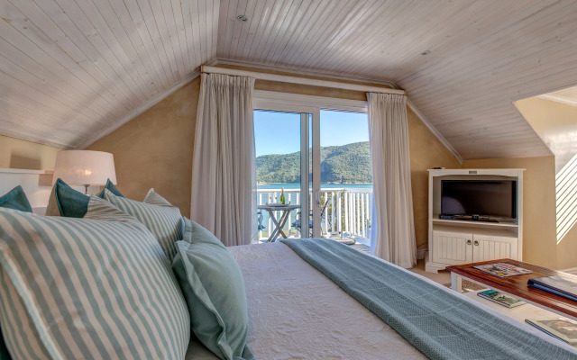 Amanzi Island Boutique Hotel