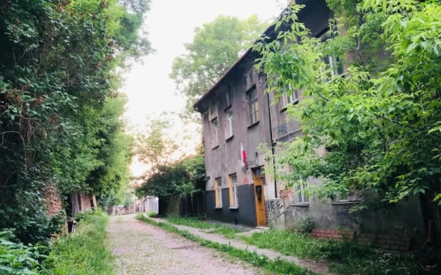 Old House Sienna 21