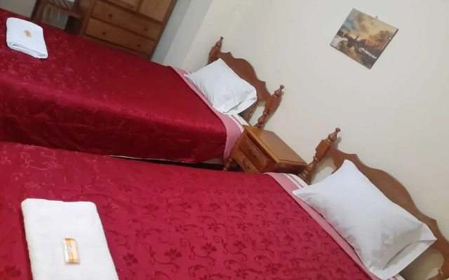 Lhotse Hostel B&B Huaraz