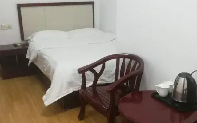 Wuxue Wenmin Business Hotel