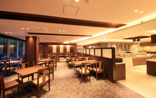 Shimobe Hotel