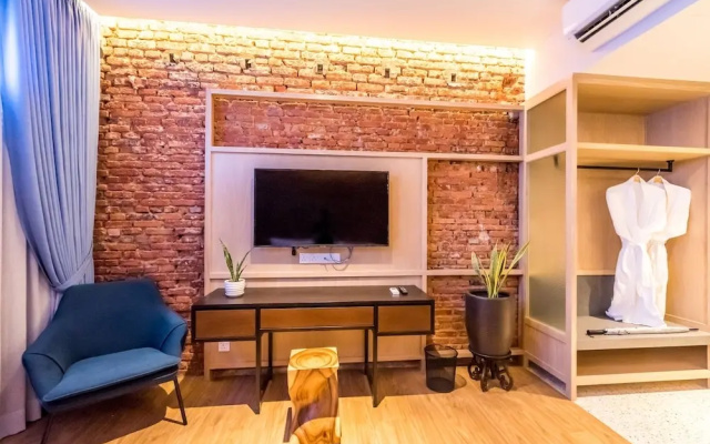 Tien Terrace