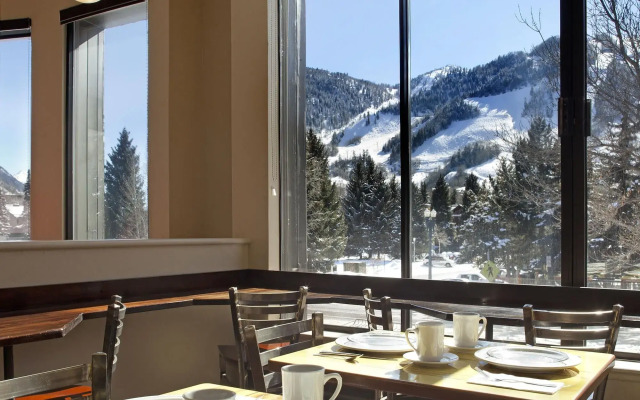 Hotel Aspen