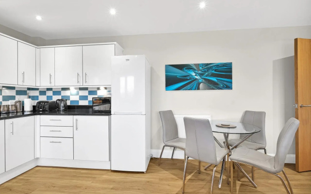 London Heathrow Living Serviced Apartments - Apt 3