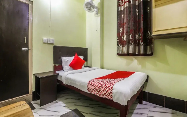 OYO 18330 Stay At Jo's Guest House